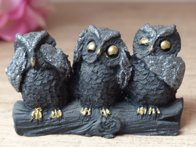 Statuette trois chouettes sages hiboux en pierre de lave, sculptures en pierre, ne dit pas le mal, n'entend pas le mal, ne voit pas le mal