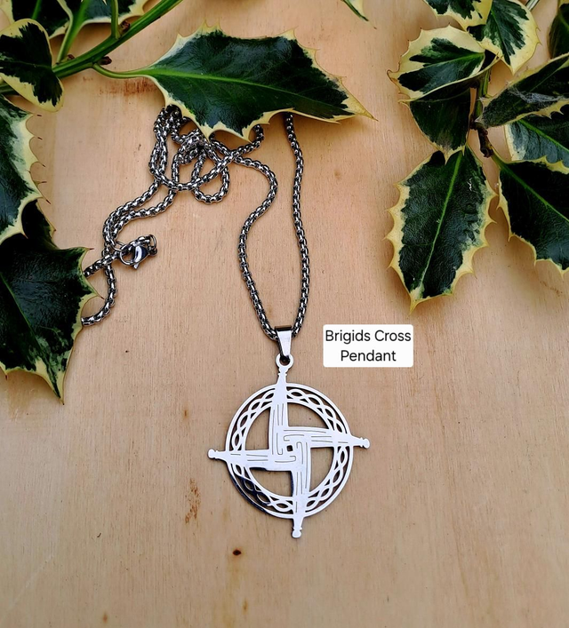 Brigid’s Cross Pendant