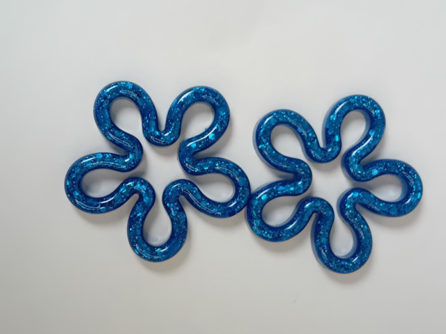 Pampille contour fleur 