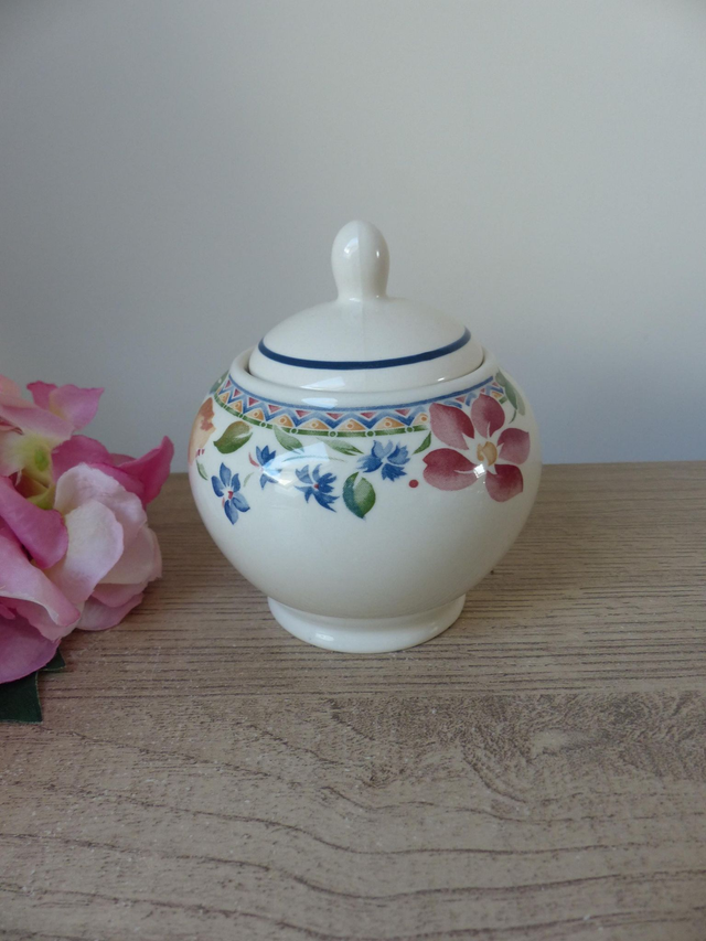 Ancien sucrier anglais staffordshire avec couvercle décor floral, Staffordshire Calypso Sugar Bowl, cadeau, décoration maison romantique