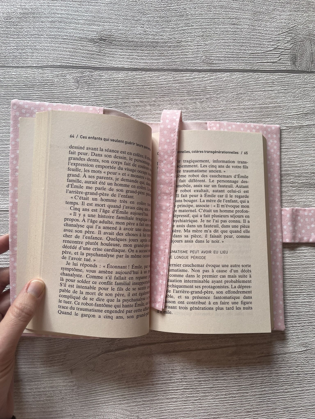 🌙Couvre-livre en tissu – Motif Végétal & Libellules