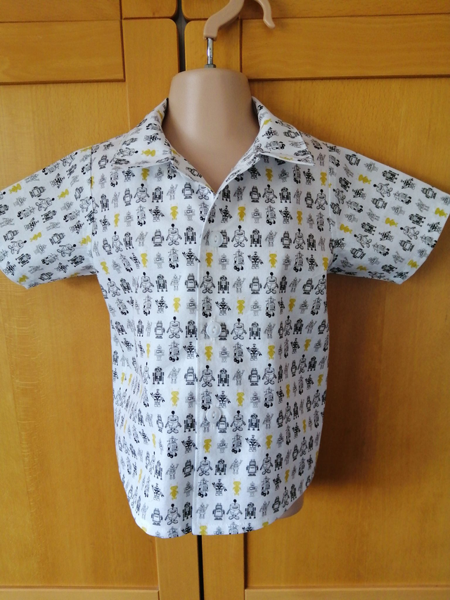Shirt - 12 mth to 6 yrs.  Tiny robots