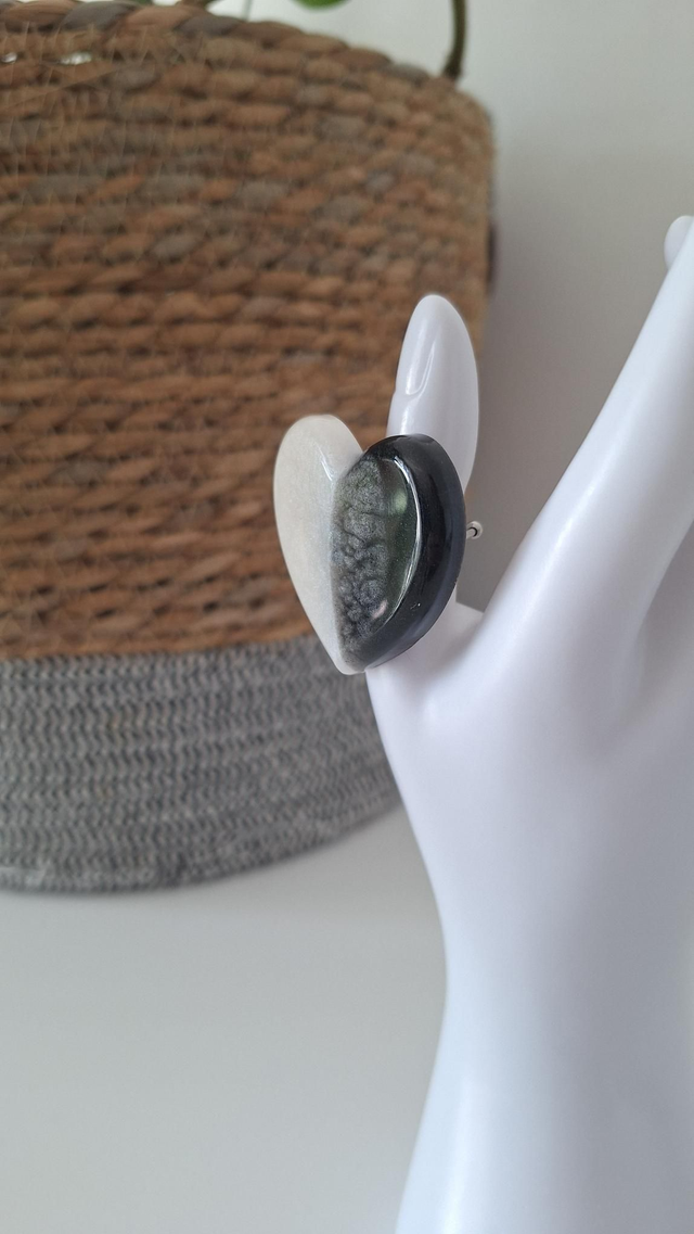 Bague réglable noire et blanche 