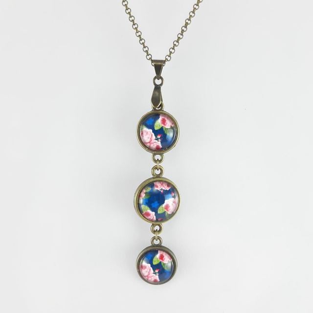 Amal- Collier ras-de-cou, Roses romantiques bleu