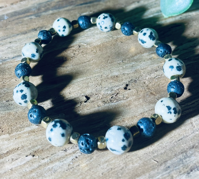 FORCE ET COURAGE jaspe Dalmatien-Pierre de Lave