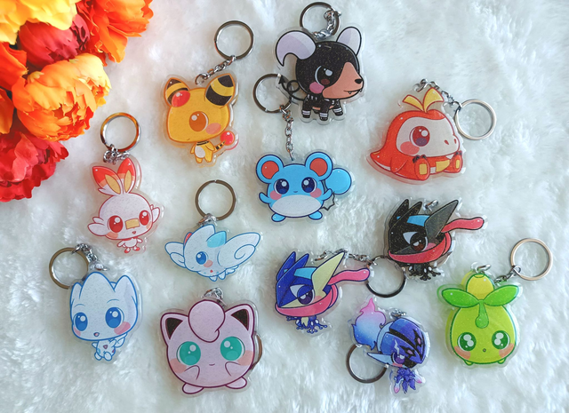 Llavero/Keychain Pokemon - Ampharos, Houndoom, Fuecoco, Greninja, Marill, Smoliv, Jigglypuff, Togetic, Togekiss, Ceruledge, Scorbunny