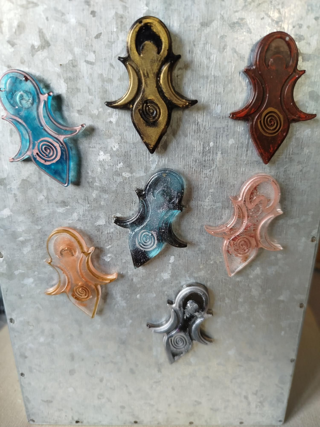 Magnets déesse triple lune 