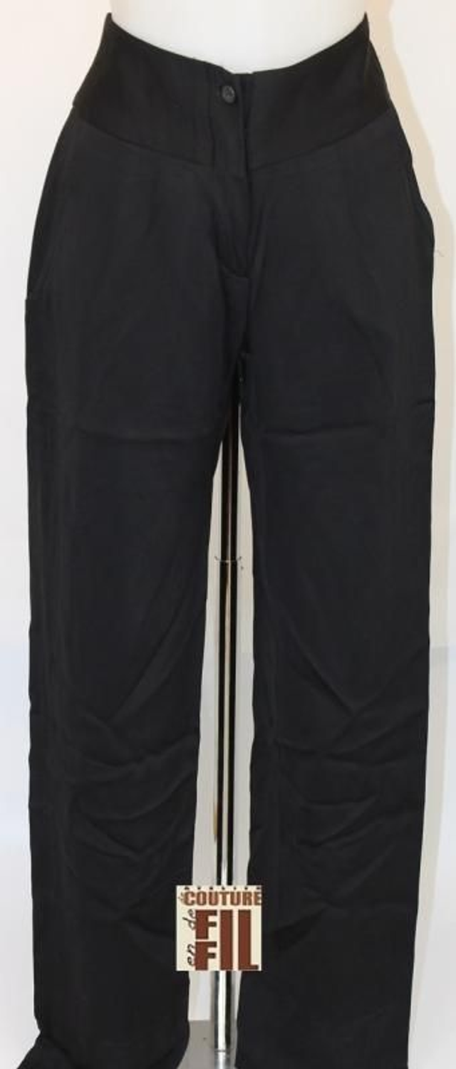 Pantalon  noir en crêpe 
