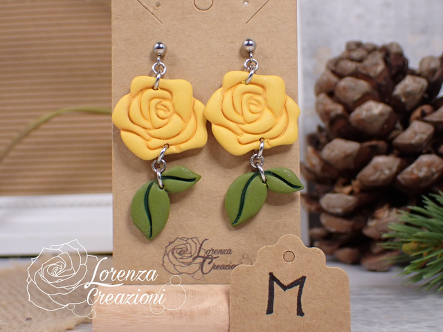 Orecchini pendenti floreali con fiore rosa gialla e foglie tg M