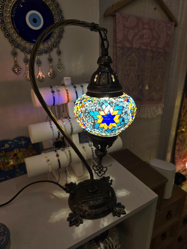 Medium Mosaic Swanneck Table Lamp