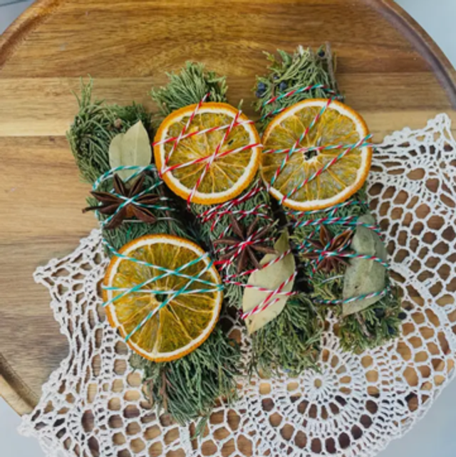 Yule Tide Cedar, Juniper, Orange, Bay, Smudge Stick