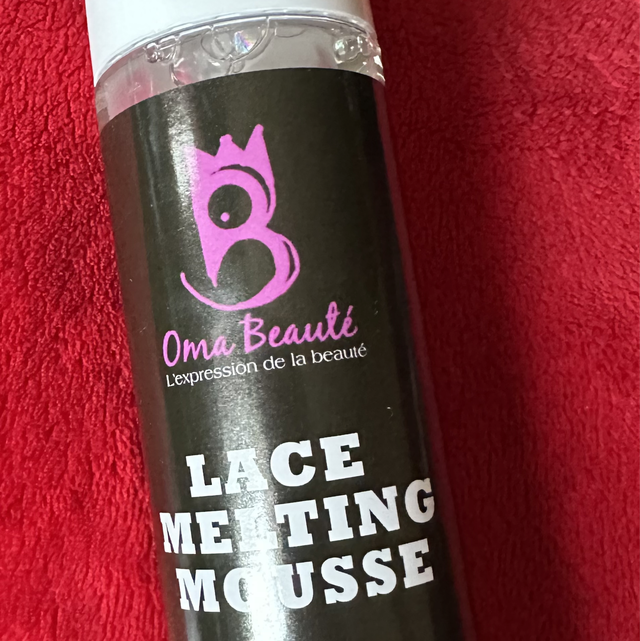 Lace mousse coiffante 