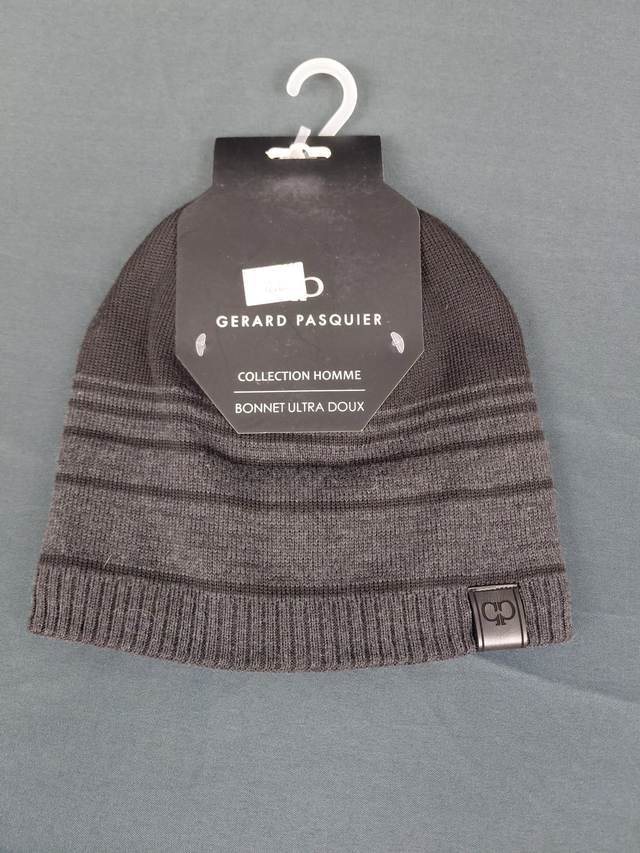 Bonnet Gérard pasquier couleur noir et gris 