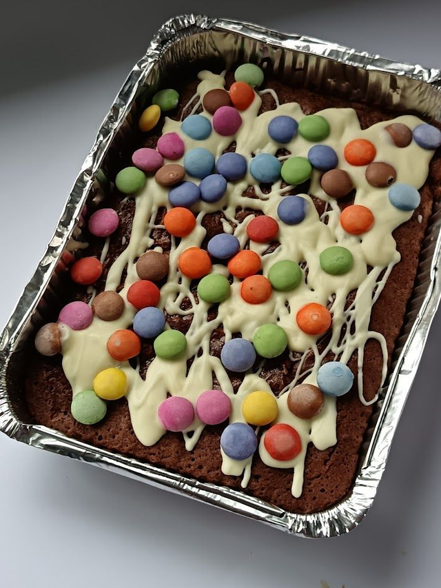 7x5 in loaded brownie tray
