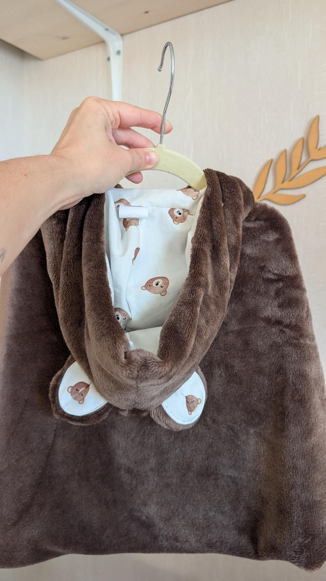 Cape ourson enfant