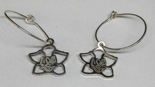 Orchid Sterling silver 20mm wire hoop earrings 