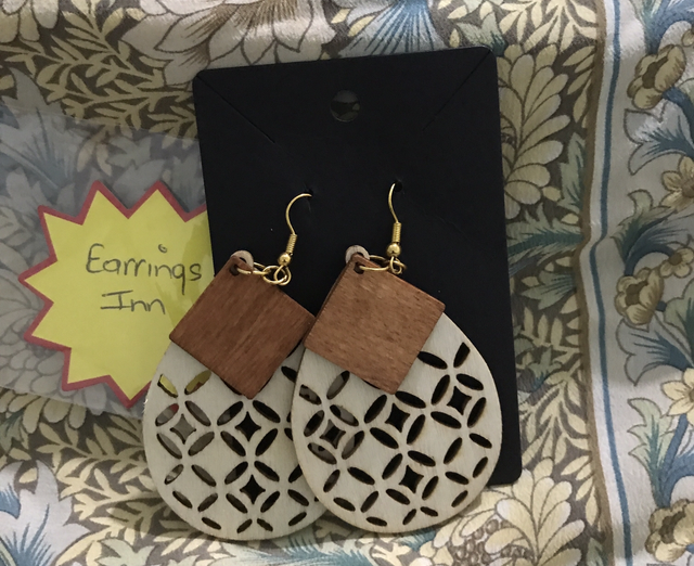 Natural Wood Dangling Earrings-SWDE30