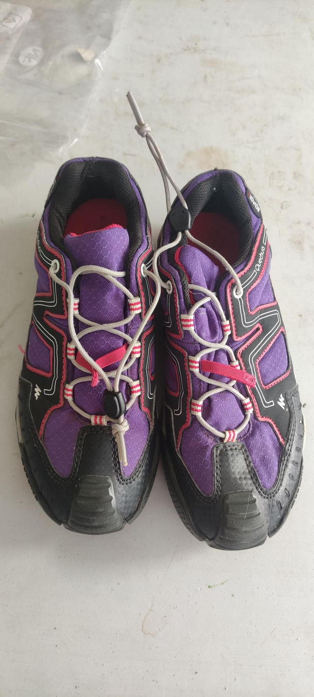 Zapatillas trekking Quechua n35