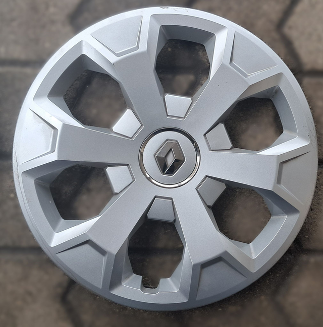 Enjoliveur Renault Trafic III modèle: Siras 16p Occasion 