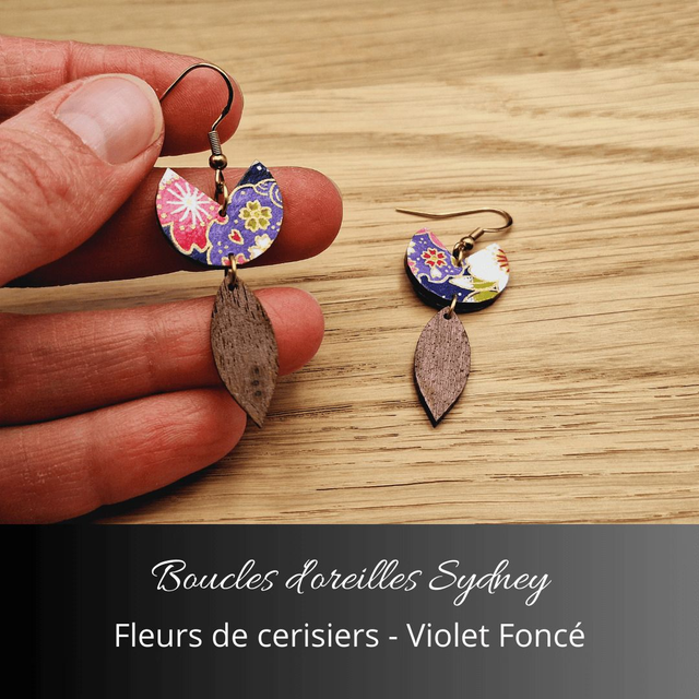Boucles d&#039;oreilles Sydney - Violet foncé et fleurs de cerisiers