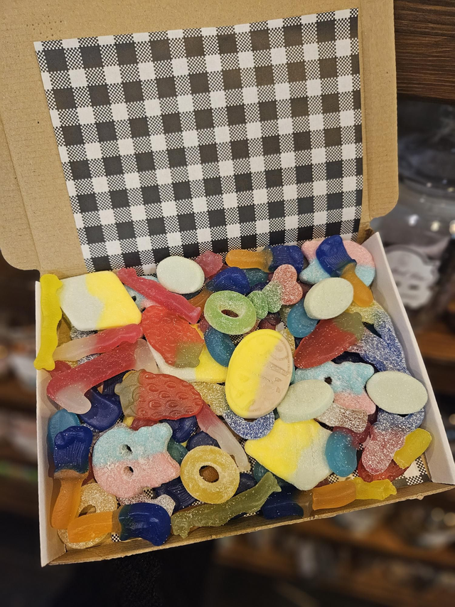 Vegan mix gift box 