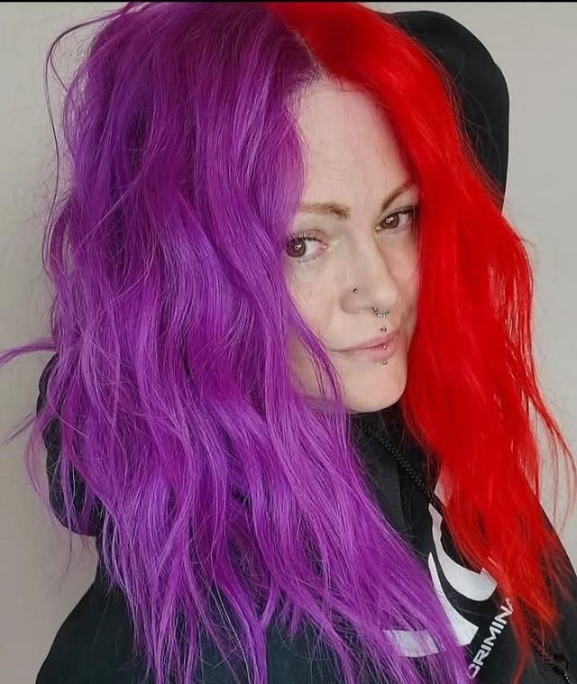 Delia (UV) - Dyed to order