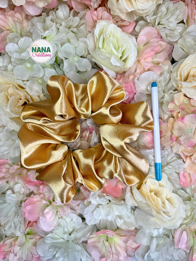 Chouchou Satin XL - Big Scrunchie - Lumière - Doré – Fait main