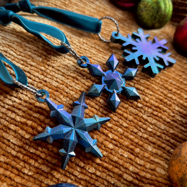 Snowflake Decorations Small (Pack of 3) - Oil Spill