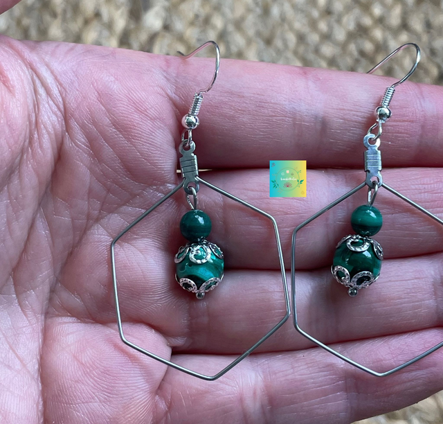 🍀🌿Boucles d’oreilles en Malachite