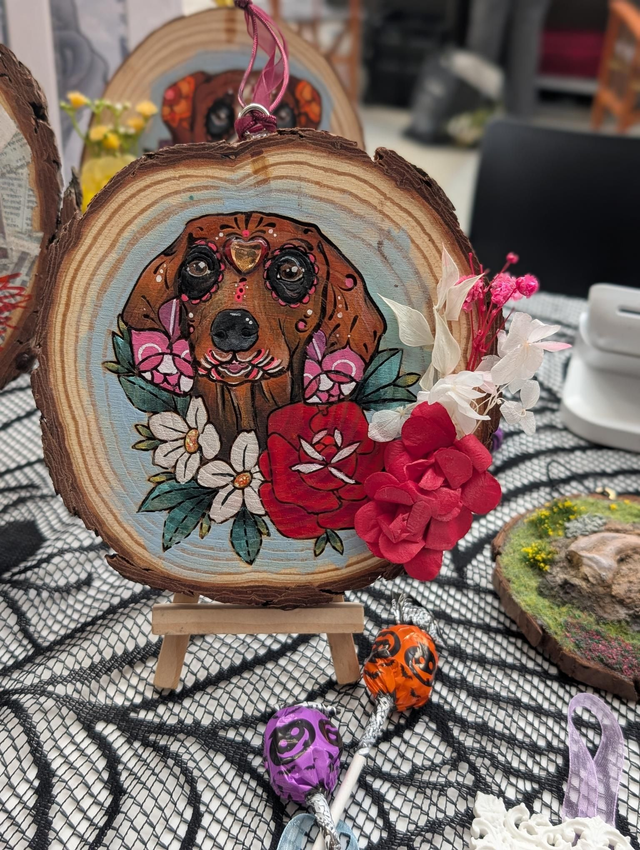 Medium Sugar Skull Log Portraits Dachshund