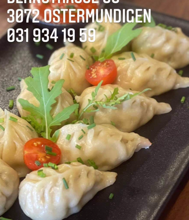 HOT MOMO VEGAN 10.stk