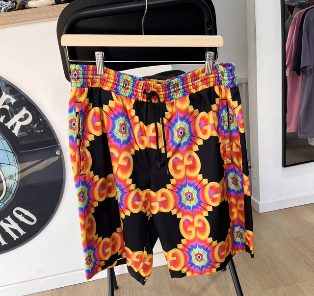 Gucci short size 50 ore-owned
