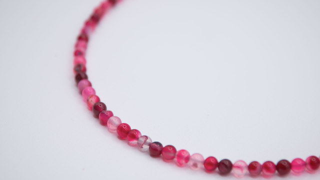 Collier en agate rose