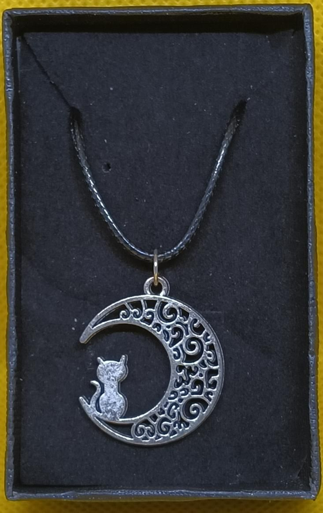 Tibetan Silver Tribal Crescent Moon with Cat Pendant Necklace.