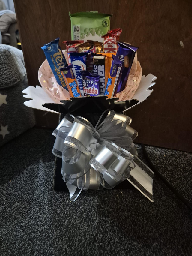 Chocolate Bouquet (please add box colour and preferred chocolates in the comment section otherwise it will be a random selection)