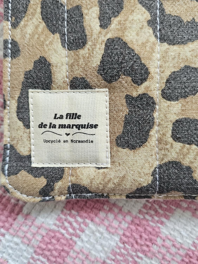 Étui à lunettes en tissus upcyclés