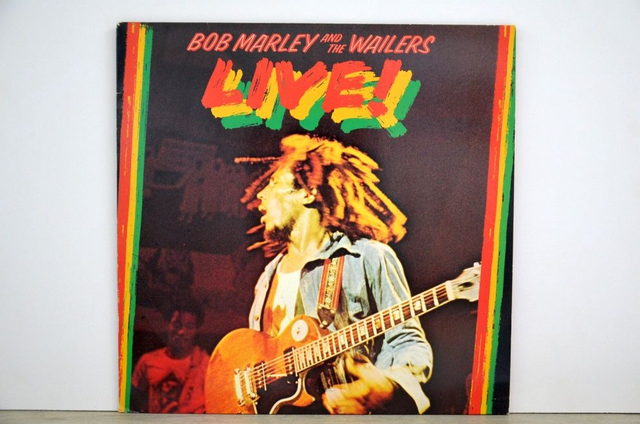 Marley, Bob, &amp; The Wailers - Live (1975)