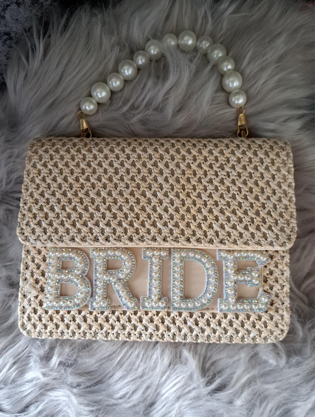 Pearl Bag- max 5 letters 