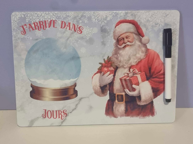 Décompte de noël &quot;père noël et sa boule à neige)