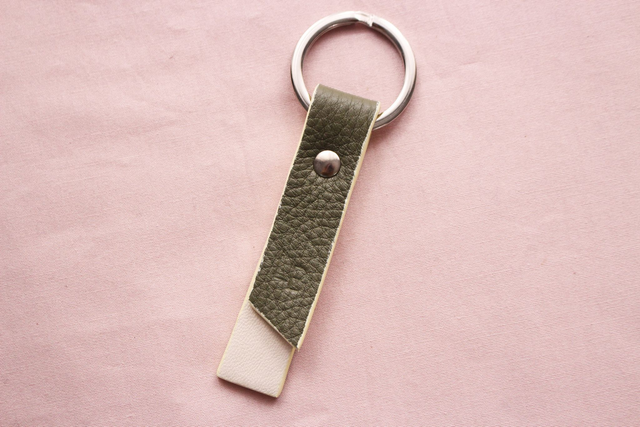 Porte Clé - Kaki&amp;Crème