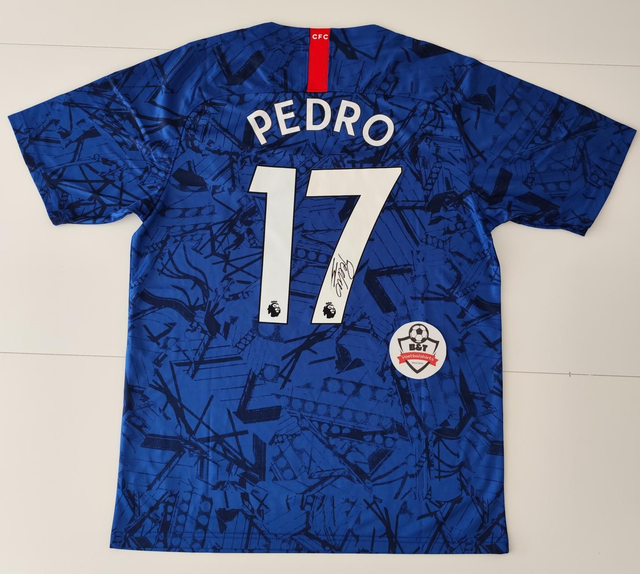 Gesigneerd Pedro Chelsea shirt