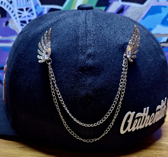 PENDENTIF #4