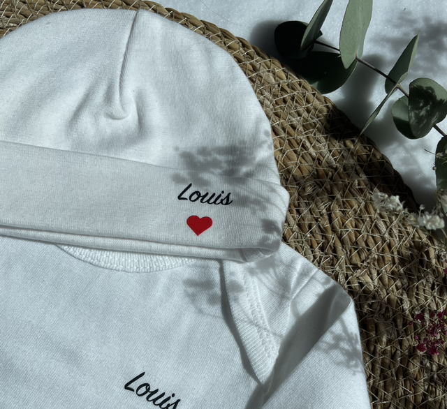 Ensemble body et bonnet bébé personnalisable