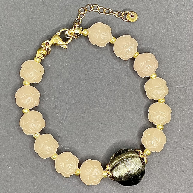 B127 - Bracelet perle résine écrue 