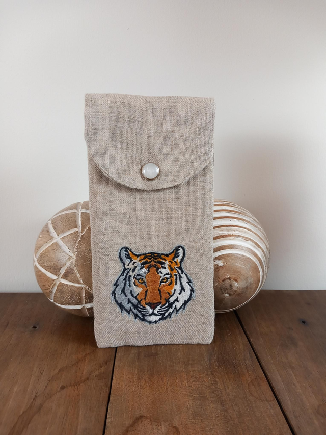 Étui à lunettes ou pochette téléphone lin brodé &quot;Tigre&quot;
