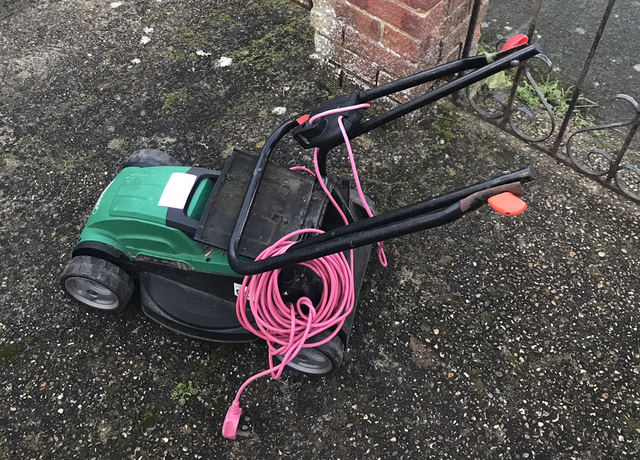 Sold - Qualcast Lawnmower - M09