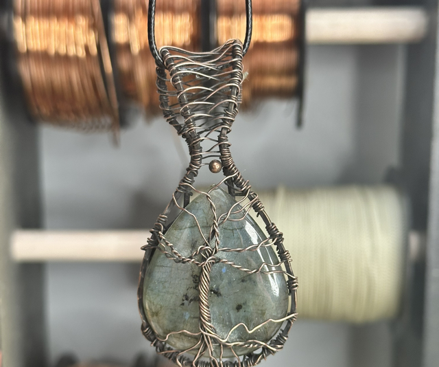 “Tree of life” Labradorite pure copper wrapped pendant 