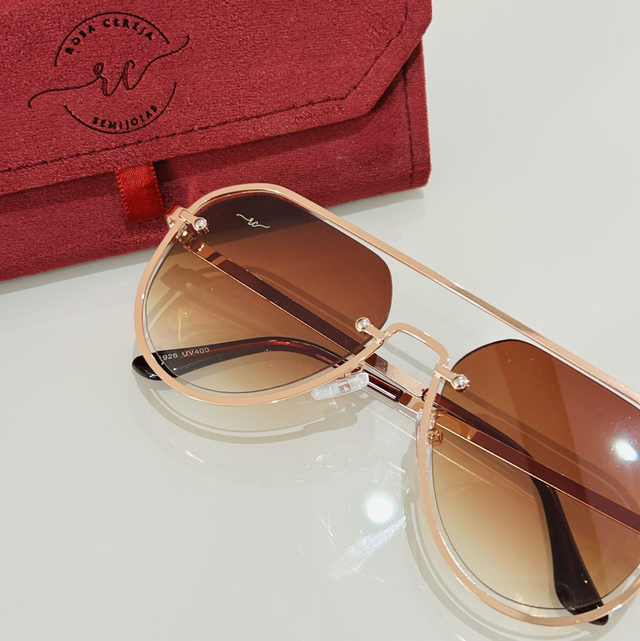 Óculos de sol aviador metal gold - lente marrom degradê proteção UV