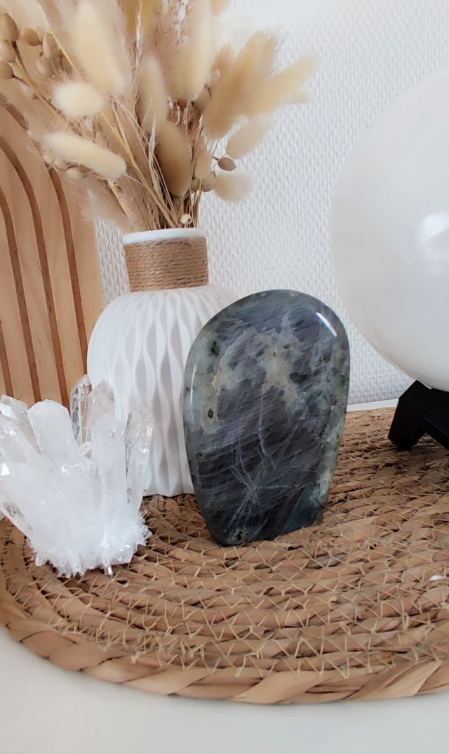 Bloc Labradorite violette Spectrolite