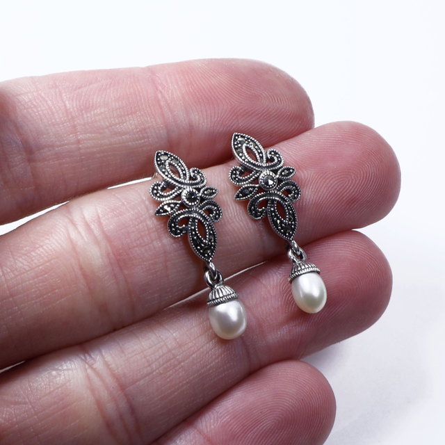 Pair of Sterling Silver 925 Art Deco Style Cream Coloured Fresh Water Pearl Marcasite Gemstone Star Design Drop Dangle Earrings